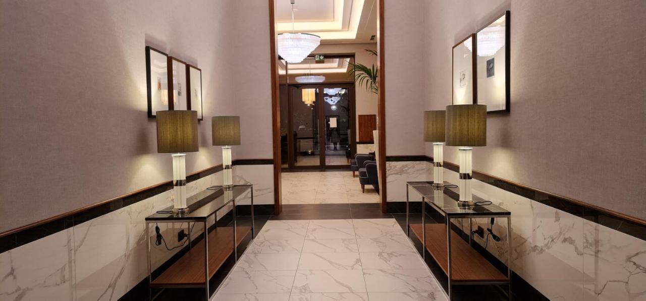 Porto Montenegro Luxurious Elena Tivat Exteriör bild